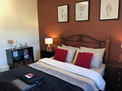 The Nook Backpackers - Kawana Tourism 26