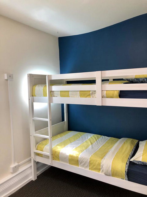 The Nook Backpackers - Kawana Tourism 12