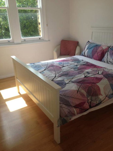 Hobart Colonial Apartment - Kawana Tourism 4