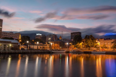 Omaroo House - Panoramic Water Views - Kawana Tourism 34