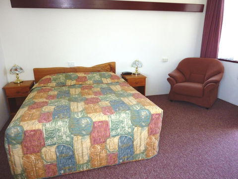 Mountain View Country Inn - Kawana Tourism 28