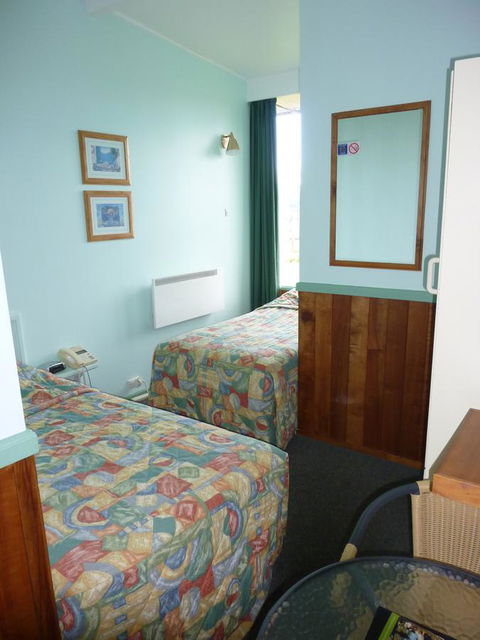 Mountain View Country Inn - Kawana Tourism 23