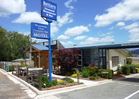 Mountain View Country Inn - Kawana Tourism 3