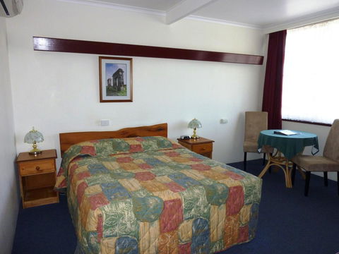 Mountain View Country Inn - Kawana Tourism 19