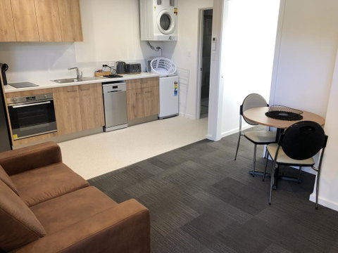 Risdon Brook Hotel - Kawana Tourism 19
