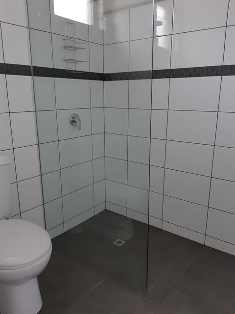 Anchor Wheel Motel - Kawana Tourism 10