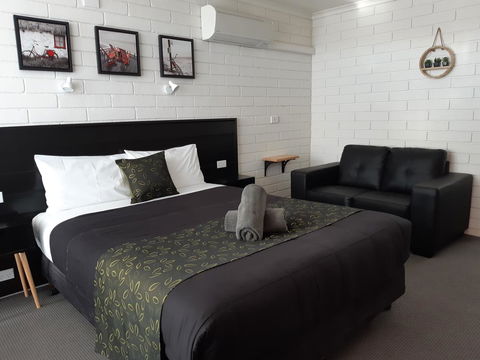 Anchor Wheel Motel - Kawana Tourism 3