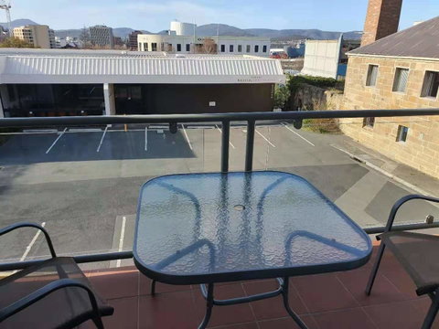 Battery Point Apartment With Car Park - Kawana Tourism 4