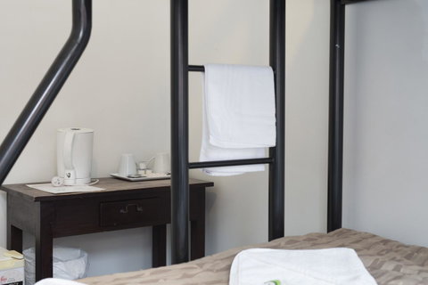 The Brunswick Hotel - Kawana Tourism 21