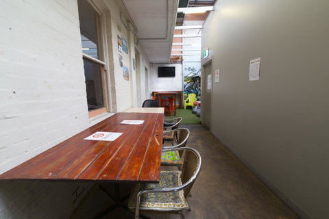 The Brunswick Hotel - Kawana Tourism 32