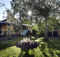 Blue Wren Riverside Cottage - Kawana Tourism