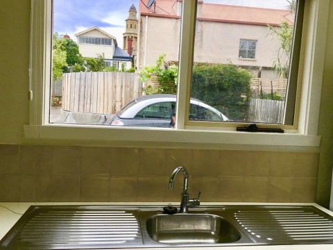 4 At 8 Townhouse Newcastle St - Kawana Tourism 14