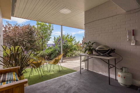 Moonrise View Apartment - Kawana Tourism 10
