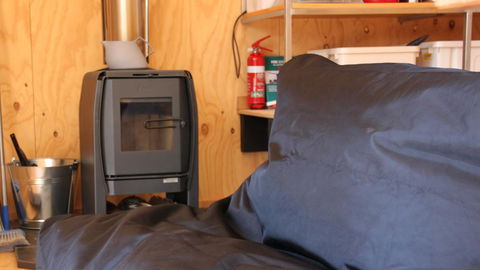 BAY OF FIRES ECO HUT Off Grid Experience At Binalong Bay - Kawana Tourism 7