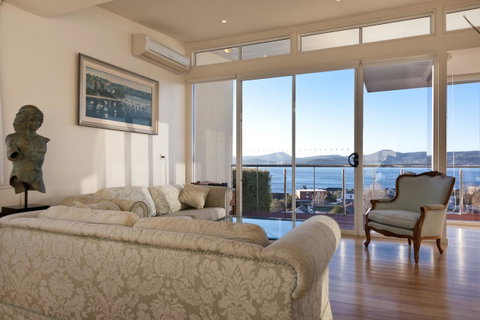 567 Sandy Bay - Kawana Tourism 0