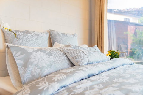 Vintage Cuddle Guest House - Kawana Tourism 5