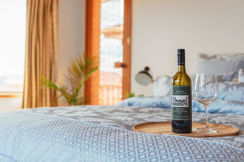 Vintage Cuddle Guest House - Kawana Tourism 7
