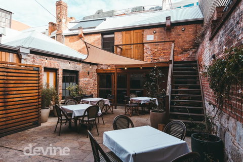 Devine Stays - Hayloft On ELizabeth - Kawana Tourism 9