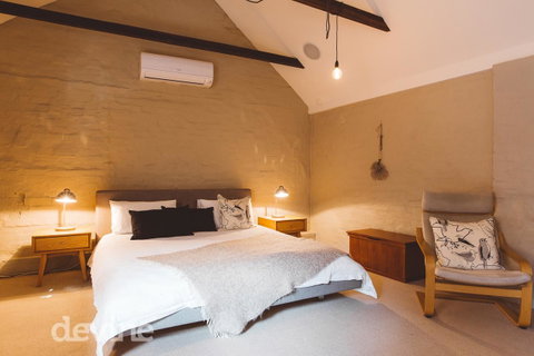Devine Stays - Hayloft On ELizabeth - Kawana Tourism 12