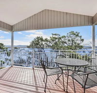 Waterfront Spectacular - Kawana Tourism
