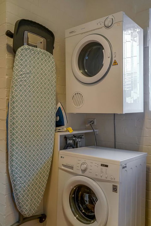 Gorgeous Hobart Accommodation - Park On Park - New Town - Kawana Tourism 41
