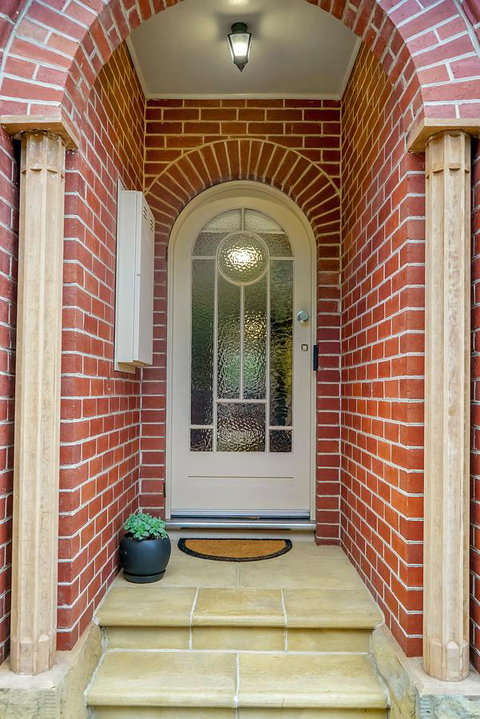 Gorgeous Hobart Accommodation - Park On Park - New Town - Kawana Tourism 5