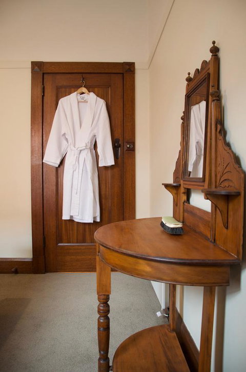 Gorgeous Hobart Accommodation - Park On Park - New Town - Kawana Tourism 31