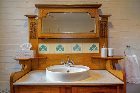 Gorgeous Hobart Accommodation - Park On Park - New Town - Kawana Tourism 37