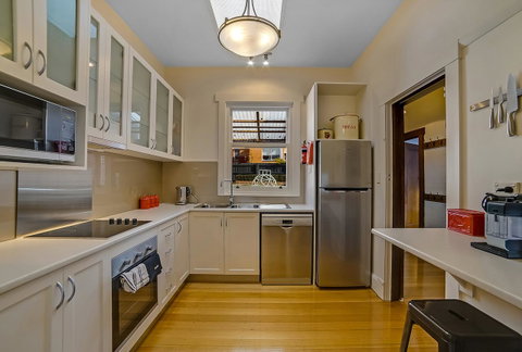 Gorgeous Hobart Accommodation - Park On Park - New Town - Kawana Tourism 19