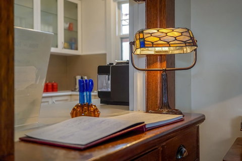 Gorgeous Hobart Accommodation - Park On Park - New Town - Kawana Tourism 14
