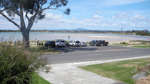 Bridport Seaside Lodge - Kawana Tourism 16