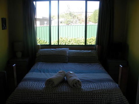 Bridport Seaside Lodge - Kawana Tourism 12