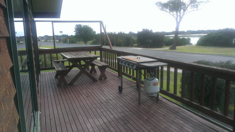 Bridport Seaside Lodge - Kawana Tourism 19