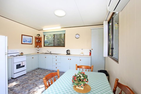 Tamar River Retreat - Kawana Tourism 17