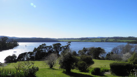 Tamar River Retreat - Kawana Tourism 40