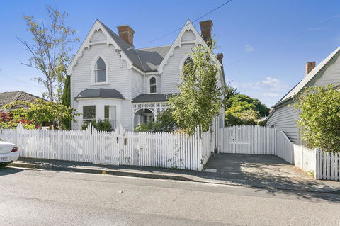 Amberley - Kawana Tourism 0