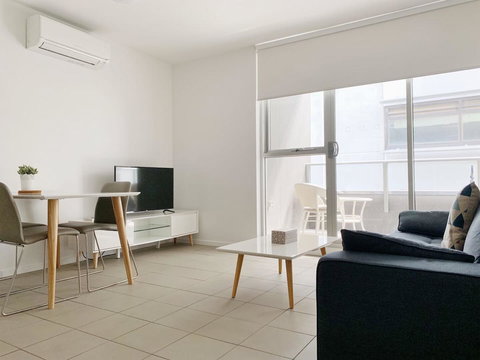 Poplar Box Hill Apartment - Kawana Tourism 6