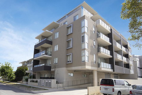 Poplar Box Hill Apartment - Kawana Tourism 13