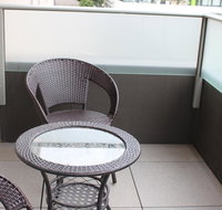 Poplar Box Hill Apartment - Kawana Tourism