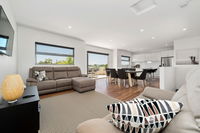 Book Dromana Accommodation Vacations Kawana Tourism Kawana Tourism