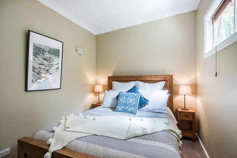Avalon House - Kawana Tourism 11