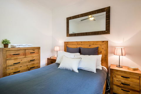 Avalon House - Kawana Tourism 5