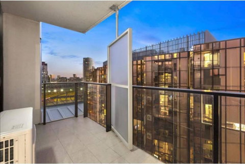2Bedroom Apartment With Views In Docklands Next To CBD & Marvel Stadium - Kawana Tourism 14