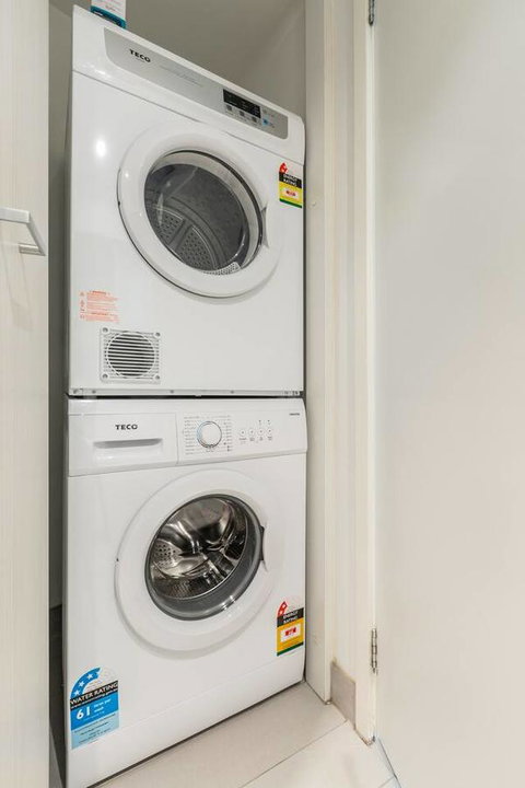 2Bedroom Apartment With Views In Docklands Next To CBD & Marvel Stadium - Kawana Tourism 7