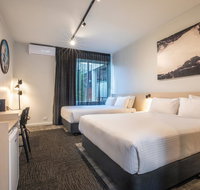 Nightcap at Keysborough Hotel - Kawana Tourism