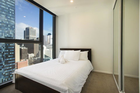 Mono Apartments On La Trobe Street - Kawana Tourism 9