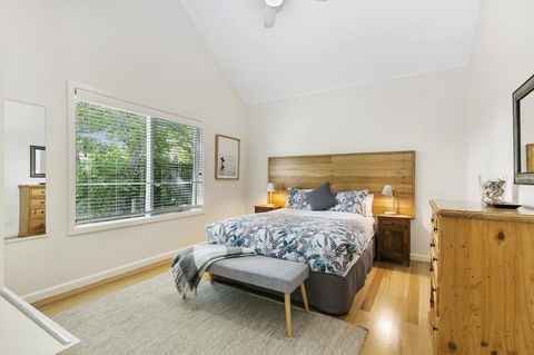 Bilinga Cottages - Kawana Tourism 3