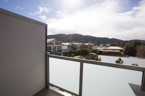 7 Falls Apartments - Kawana Tourism 25