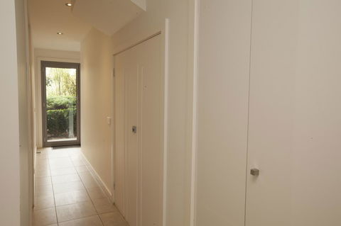 7 Falls Apartments - Kawana Tourism 15