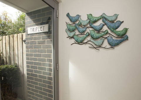 7 Falls Apartments - Kawana Tourism 14